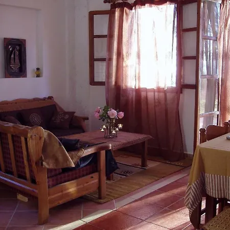 Elpidas House *