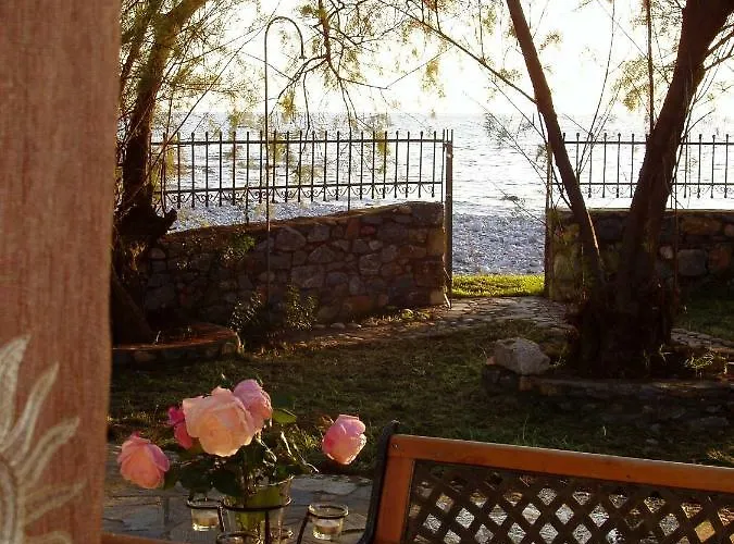 Casa de Férias Elpidas House